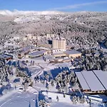 Marmotte: Renovated Val Soleil With Balcony And Free Parking * Font-Romeu-Odeillo-Via
