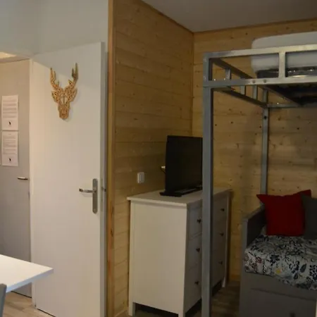 Marmotte Font-romeu 4 Personnes Avec Balcon Val Soleil Entierement Renove En Juin 2021 Place De Parking & Wifi Gratuit , Draps & Serviettes De Toilettes Non Inclus, Sabanas Y Toallas No Incluidos Фон-Ромё