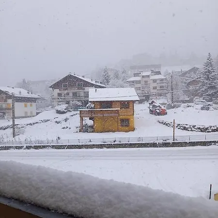 Marmotte Font-romeu 4 Personnes Avec Balcon Val Soleil Entierement Renove En Juin 2021 Place De Parking & Wifi Gratuit , Draps & Serviettes De Toilettes Non Inclus, Sabanas Y Toallas No Incluidos * Font-Romeu-Odeillo-Via