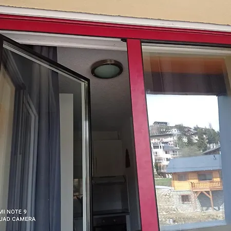 Marmotte Font-romeu 4 Personnes Avec Balcon Val Soleil Entierement Renove En Juin 2021 Place De Parking & Wifi Gratuit , Draps & Serviettes De Toilettes Non Inclus, Sabanas Y Toallas No Incluidos Apartmán *