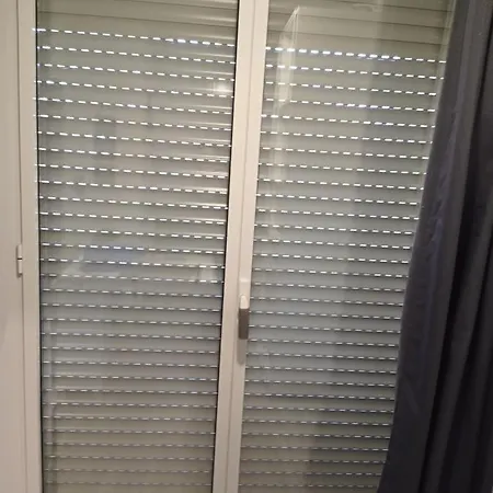 Marmotte Font-romeu 4 Personnes Avec Balcon Val Soleil Entierement Renove En Juin 2021 Place De Parking & Wifi Gratuit , Draps & Serviettes De Toilettes Non Inclus, Sabanas Y Toallas No Incluidos דירה *
