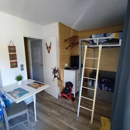 Marmotte Font-romeu 4 Personnes Avec Balcon Val Soleil Entierement Renove En Juin 2021 Place De Parking & Wifi Gratuit , Draps & Serviettes De Toilettes Non Inclus, Sabanas Y Toallas No Incluidos דירה *