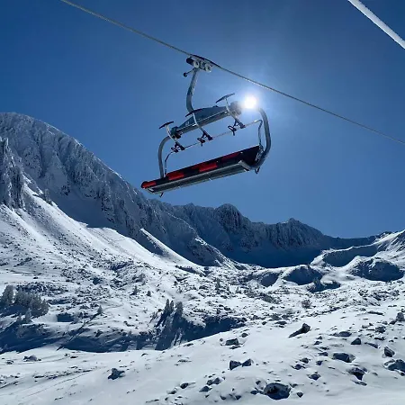 Marmotte Font-romeu 4 Personnes Avec Balcon Val Soleil Entierement Renove En Juin 2021 Place De Parking & Wifi Gratuit , Draps & Serviettes De Toilettes Non Inclus, Sabanas Y Toallas No Incluidos 아파트 Font-Romeu-Odeillo-Via