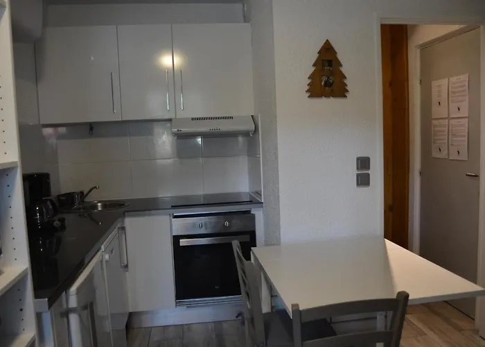 Apartmán Marmotte Font-romeu 4 Personnes Avec Balcon Val Soleil Entierement Renove En Juin 2021 Place De Parking & Wifi Gratuit , Draps & Serviettes De Toilettes Non Inclus, Sabanas Y Toallas No Incluidos Font-Romeu-Odeillo-Via