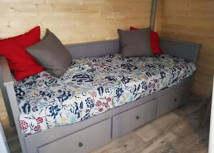 Marmotte Font-romeu 4 Personnes Avec Balcon Val Soleil Entierement Renove En Juin 2021 Place De Parking & Wifi Gratuit , Draps & Serviettes De Toilettes Non Inclus, Sabanas Y Toallas No Incluidos Apartmán