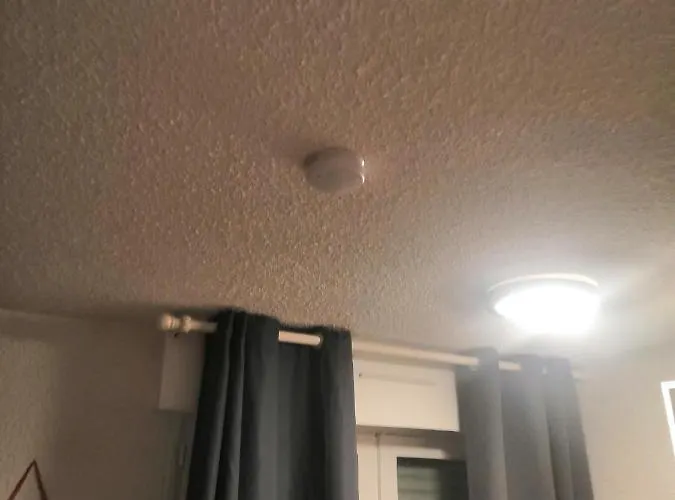 Apartment Marmotte Font-romeu 4 Personnes Avec Balcon Val Soleil Entierement Renove En Juin 2021 Place De Parking & Wifi Gratuit , Draps & Serviettes De Toilettes Non Inclus, Sabanas Y Toallas No Incluidos *