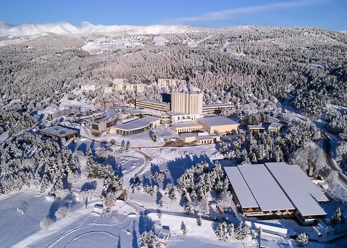 Marmotte Font-romeu 4 Personnes Avec Balcon Val Soleil Entierement Renove En Juin 2021 Place De Parking & Wifi Gratuit , Draps & Serviettes De Toilettes Non Inclus, Sabanas Y Toallas No Incluidos * Font-Romeu-Odeillo-Via