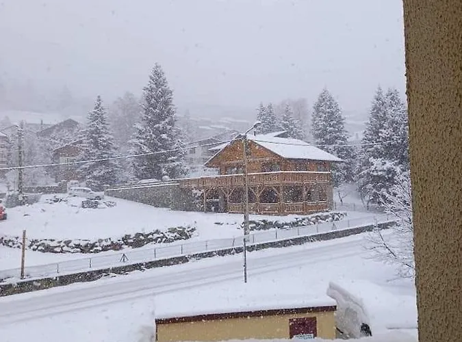 Marmotte Font-romeu 4 Personnes Avec Balcon Val Soleil Entierement Renove En Juin 2021 Place De Parking & Wifi Gratuit , Draps & Serviettes De Toilettes Non Inclus, Sabanas Y Toallas No Incluidos Apartmán
