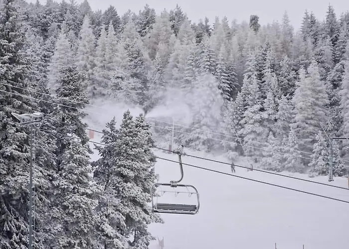 Apartment Marmotte Font-romeu 4 Personnes Avec Balcon Val Soleil Entierement Renove En Juin 2021 Place De Parking & Wifi Gratuit , Draps & Serviettes De Toilettes Non Inclus, Sabanas Y Toallas No Incluidos Font-Romeu-Odeillo-Via